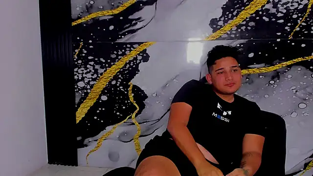 sweethot    online show from 09/22/25, 02:45