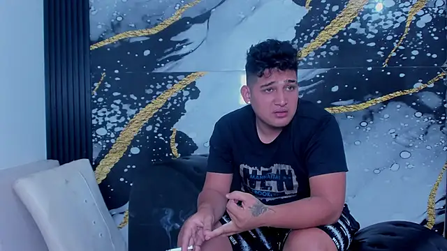 sweethot    online show from 09/21/25, 02:22