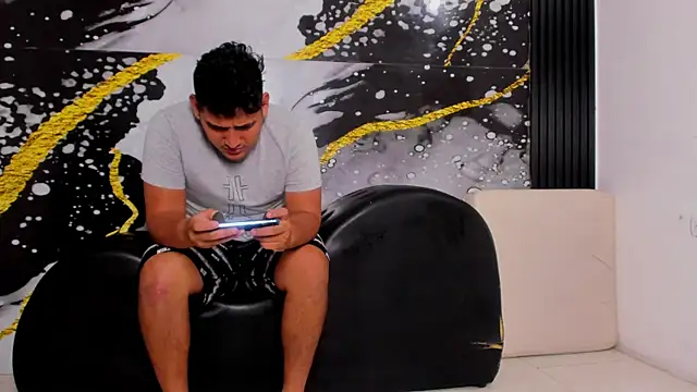 sweethot    online show from 09/08/25, 02:16