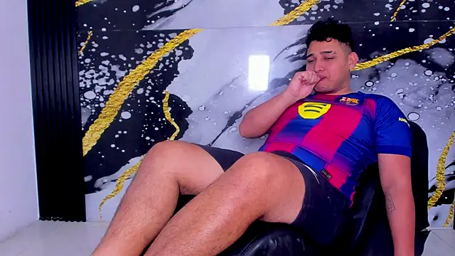 sweethot    online show from 09/28/25, 02:02