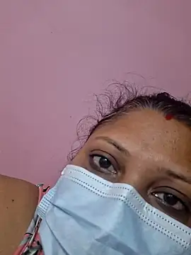 Snapshot of kunjan789 chatting on 10/28/25, 02:45 kunjan789 online show from 10/28/25, 02:45