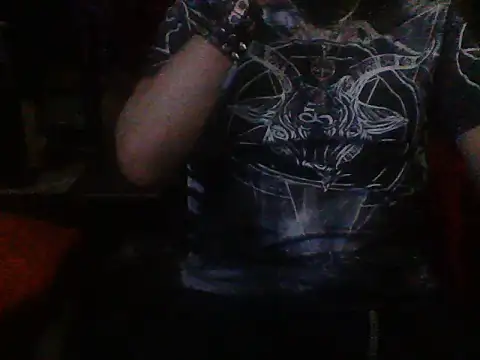 Snapshot of mrdemoncrowly chatting on 06/21/26, 04:18 mrdemoncrowly online show from 06/21/26, 04:18