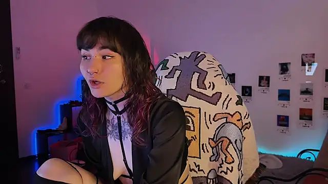 deadlysweet online show from 05/07/26, 01:43