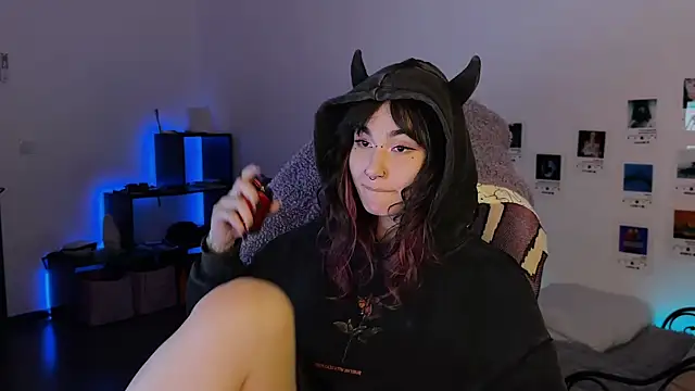 deadlysweet online show from 05/10/26, 10:55