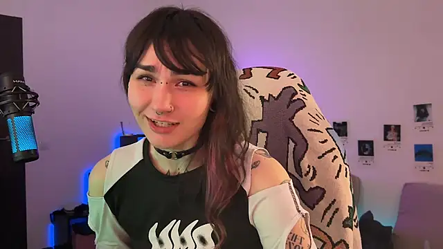 deadlysweet online show from 05/22/26, 05:05