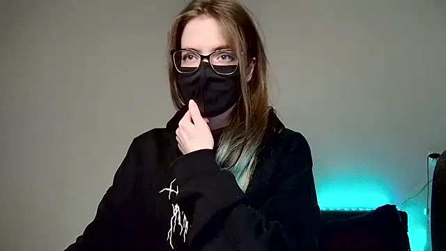 Snapshot of amber_candyfloss chatting on 10/02/25, 09:51 amber candyfloss online show from 10/02/25, 09:51