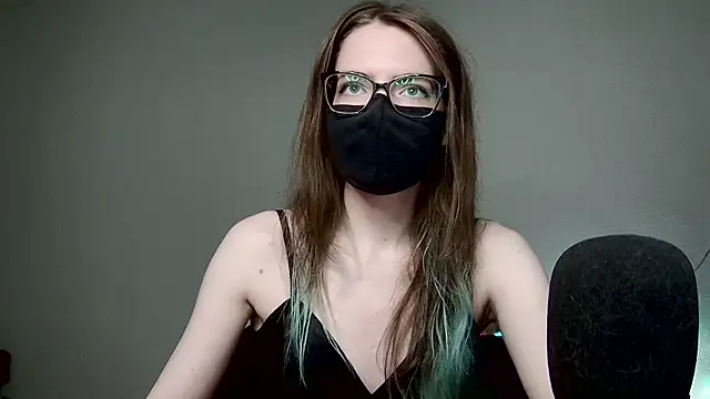 Snapshot of amber_candyfloss chatting on 10/10/25, 12:22 amber candyfloss online show from 10/10/25, 12:22