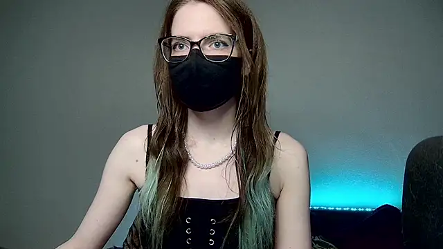 Snapshot of amber_candyfloss chatting on 11/01/25, 12:50 amber candyfloss online show from 11/01/25, 12:50