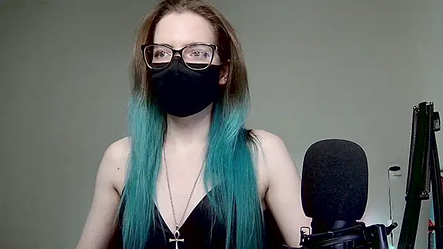 Snapshot of amber_candyfloss chatting on 01/14/25, 12:00 amber candyfloss online show from 01/14/25, 12:00