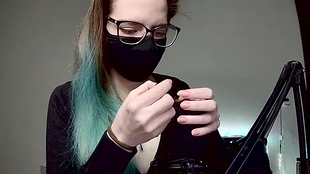 Snapshot of amber_candyfloss chatting on 03/03/25, 12:01 amber candyfloss online show from 03/03/25, 12:01