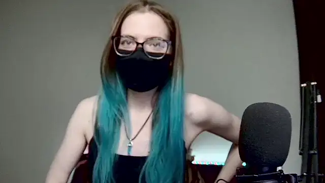 Snapshot of amber_candyfloss chatting on 01/07/25, 02:42 amber candyfloss online show from 01/07/25, 02:42