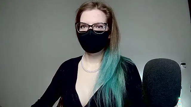 Snapshot of amber_candyfloss chatting on 03/05/25, 01:52 amber candyfloss online show from 03/05/25, 01:52