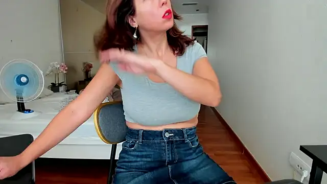 dulcey john online show from 09/17/25, 08:27