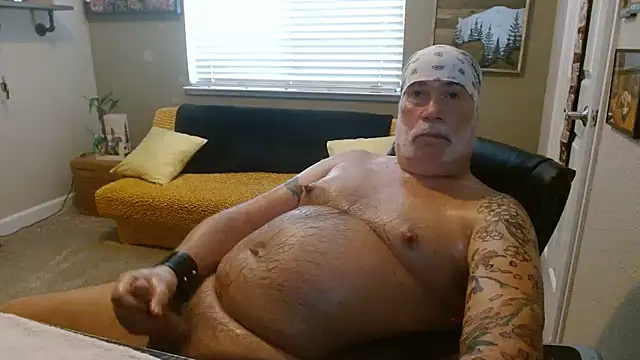 musclebearnips online show from 07/17/26, 08:17