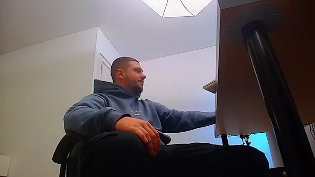 JoshKnights online show from 09/30/25, 05:13