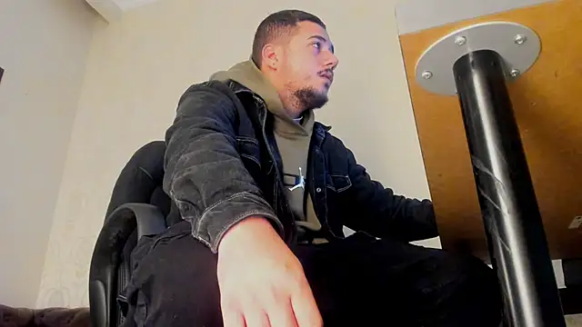 JoshKnights online show from 10/08/25, 04:47