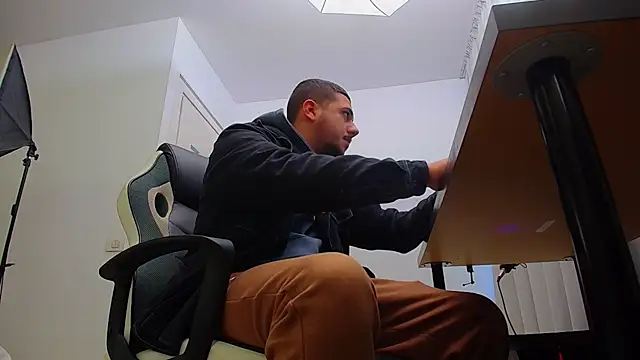 JoshKnights online show from 10/07/25, 04:46