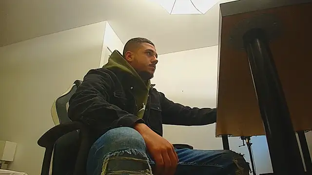 JoshKnights online show from 09/29/25, 05:14