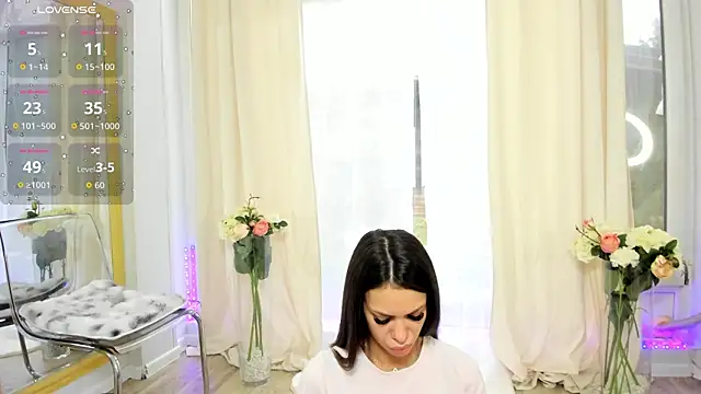 Selena Reeves online show from 10/28/25, 06:45