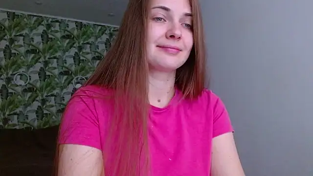 Olivia shine online show from 11/06/25, 05:22