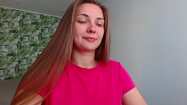 Olivia shine online show from 09/09/25, 04:22