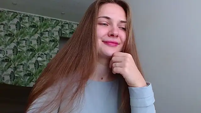 Olivia shine online show from 11/15/25, 05:22