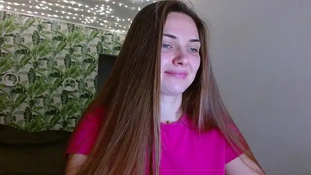 Olivia shine online show from 12/18/25, 05:23