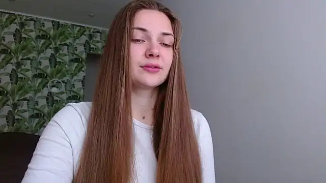 Olivia shine online show from 11/11/25, 06:08