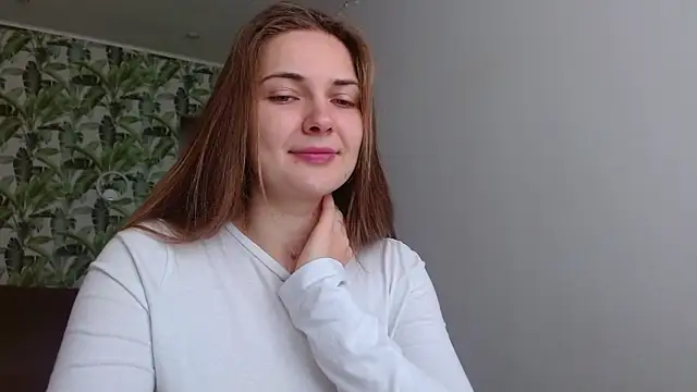 Olivia shine online show from 10/28/25, 05:29