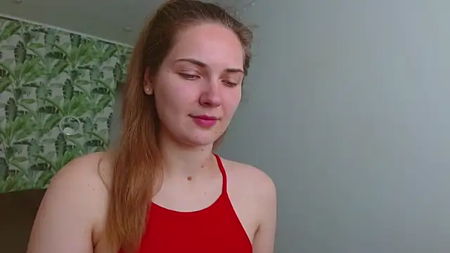 Snapshot of Olivia_shine chatting on 07/03/26, 04:19 Olivia shine online show from 07/03/26, 04:19
