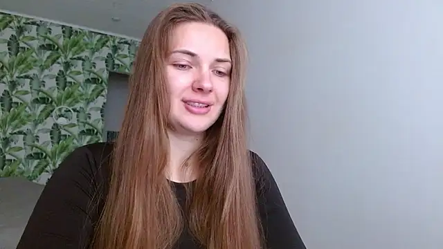 Olivia shine online show from 10/05/25, 04:25