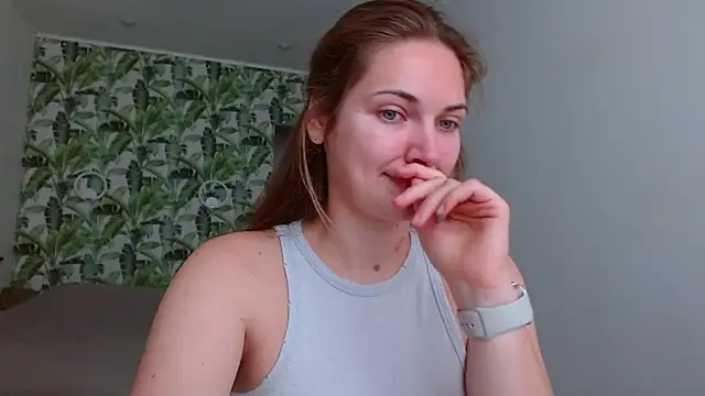 Olivia shine online show from 09/28/25, 04:30