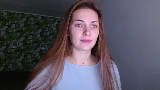 Olivia shine online show from 11/28/25, 05:18