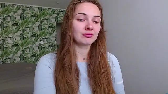 Olivia shine online show from 10/07/25, 04:24