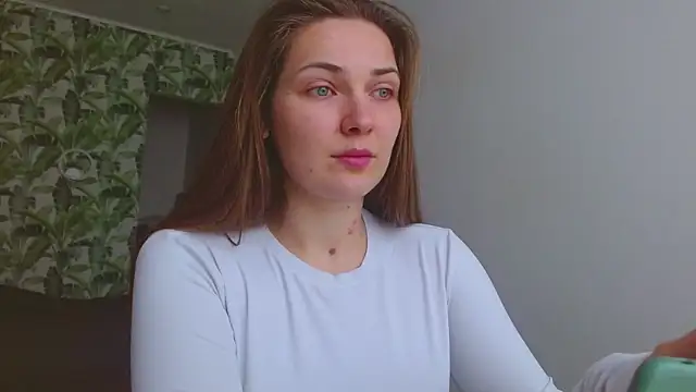 Olivia shine online show from 04/01/26, 04:25