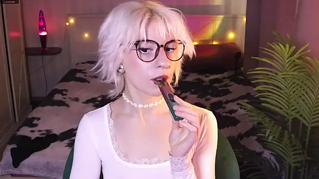  Moonlight t online show from 02/05/26, 09:38