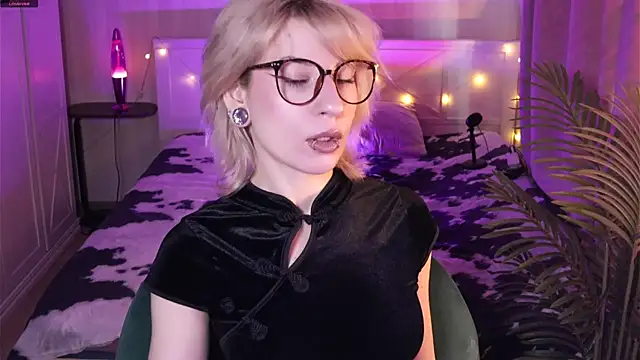  Moonlight t online show from 04/08/26, 07:54