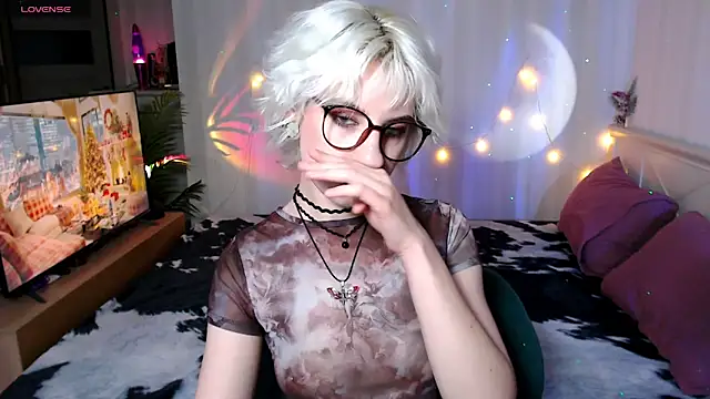  Moonlight t online show from 12/19/25, 09:11