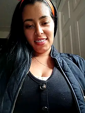 Snapshot of Emily_Wane chatting on 03/14/25, 07:23 Emily Wane online show from 03/14/25, 07:23