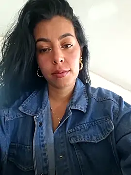 Emily Wane online show from 06/01/26, 06:51