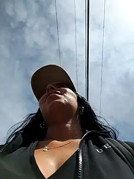 Emily Wane online show from 04/18/26, 03:03
