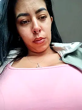 Snapshot of Emily_Wane chatting on 09/14/25, 05:02 Emily Wane online show from 09/14/25, 05:02