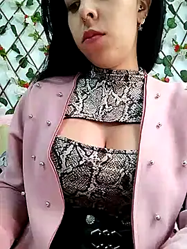 Snapshot of Emily_Wane chatting on 09/19/25, 05:50 Emily Wane online show from 09/19/25, 05:50