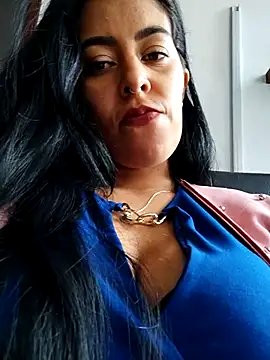 Emily Wane online show from 10/22/25, 04:39