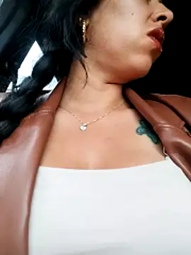 Emily Wane online show from 04/09/26, 06:25