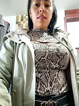 Emily Wane online show from 11/02/25, 06:35