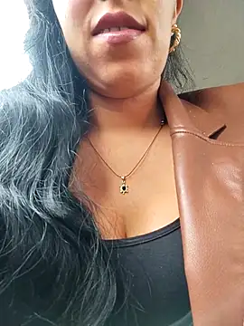 Emily Wane online show from 04/07/26, 04:42