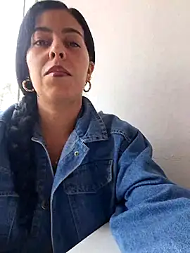 Emily Wane online show from 05/25/26, 05:44