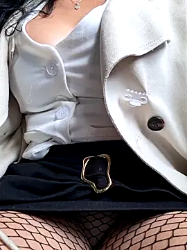 Emily Wane online show from 05/04/26, 04:32