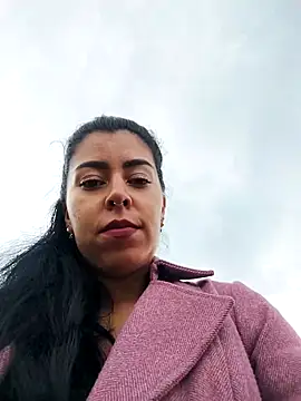 Emily Wane online show from 10/20/25, 05:02